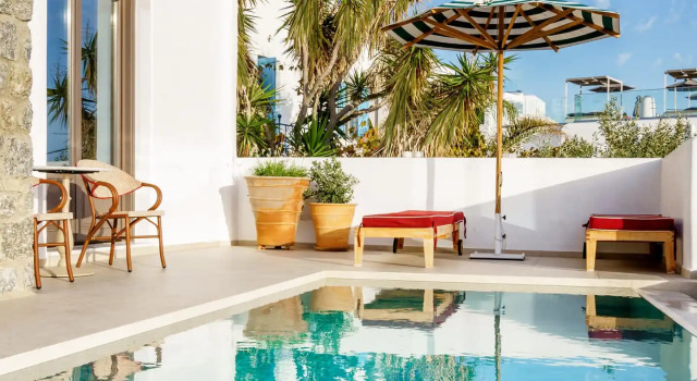 Полулюкс Pelican Bay Hotel