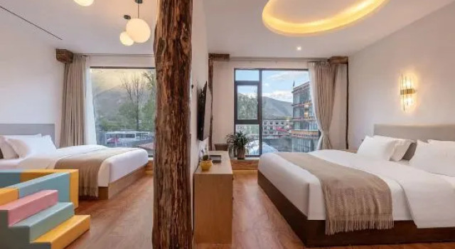 Люкс Дуплекс с 3 комнатами Jiuling shanJu Hotel, Xinduqiao, Kangding City