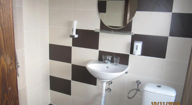 Трёхместный номер Standard с балконом и с красивым видом из окна Guest House Belchin View