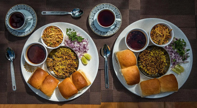 SaffronStays Casa Tranquil, Panchgani - pet-friendly veg only pool villa, Varaa Villa Hotellit New Delhi uima-altaalla, Uima-allas