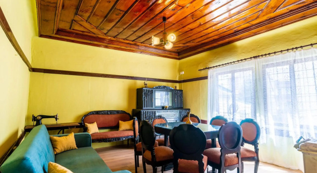 Theatre Old Town House