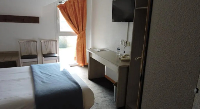 Двухместный номер Standard Hotel le Foron