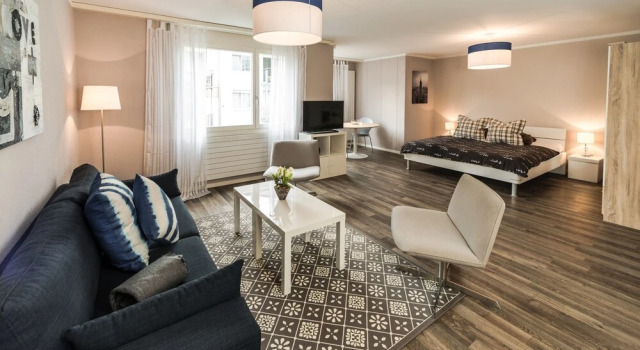 Reloc Zurich, Varaa Hotelli 4. Aussersihl Zürich