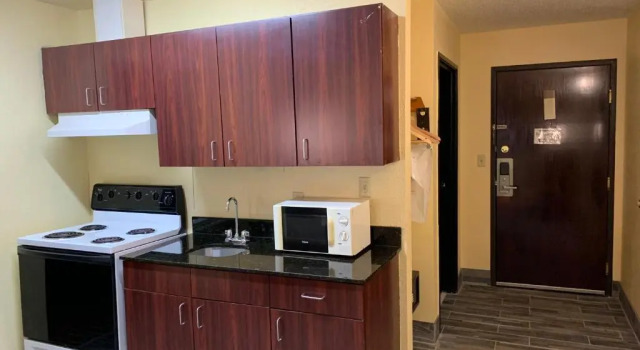 Двухместный люкс c 1 комнатой Days Inn by Wyndham Mauldin/Greenville