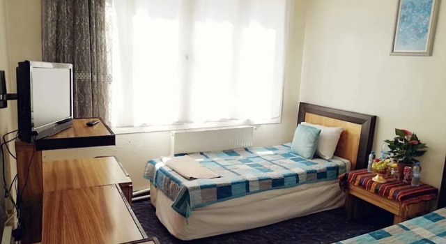 Omur Hotel, Забронировать Отель Газиантеп Юго-Восточная Анатолия, рядом с Археологический музей изделий из стекла "Медуза"
