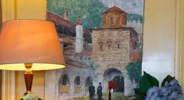 El Capitan, Book Hotel  