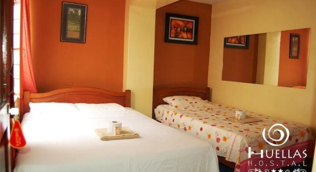 Hostal Huella's, Rezervovat Hotel Hotely v La Libertad se snídaní, Snídaně