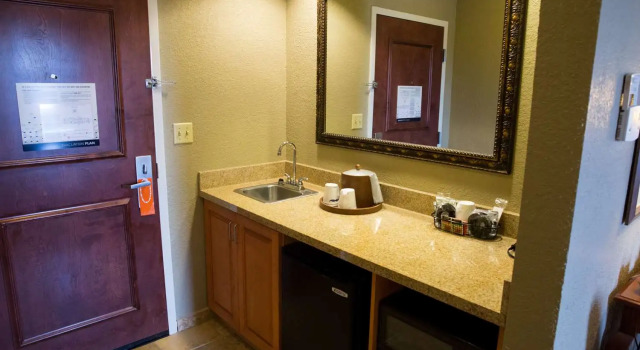 Двухместный люкс Hampton Inn & Suites Grenada