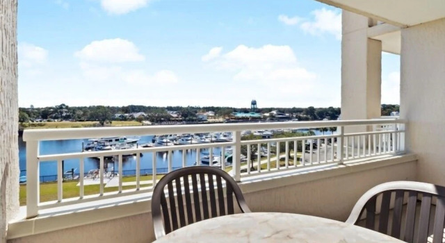 Номер Standard Yacht Club Villas #2-405