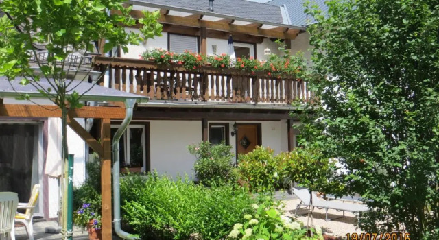 Ferienwohnungen Grafenfelder Hof, Prenota Hotel Hohenfels-Essingen Renania-Palatinato