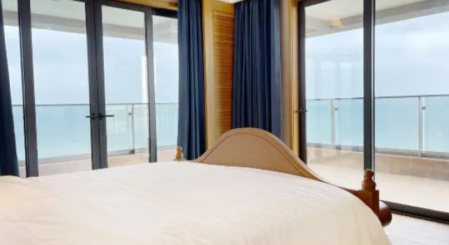 Люкс Premier Tomorrow’s Stars Surfing Seaview Apartment (Wanning Riyue Bay Store)