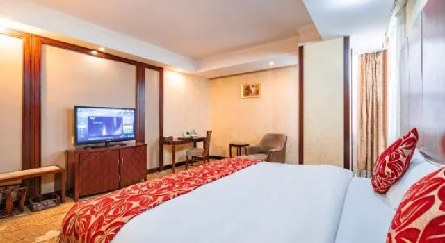 Люкс Executive Huamao Hotel