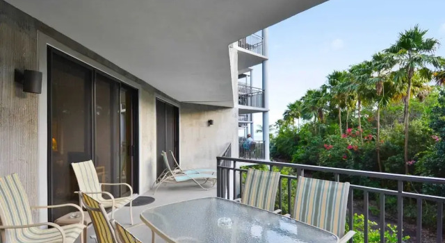 Коттедж с 2 комнатами с балконом Atlantic Paradise by Avantstay Great Location w/ Balcony, Outdoor Dining & Shared Pool & Hot Tub!