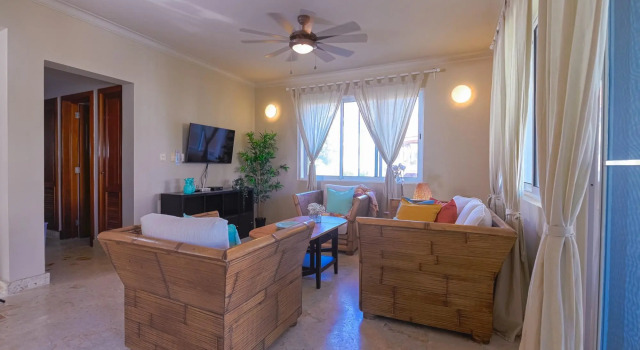 Gorgeous Playa Turquesa Pool Views Beach Apartment, Prenota Appartamento Hotel a Punta Cana con piscina, Piscina