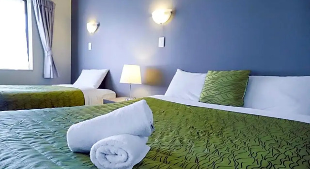 Номер Standard Airport Manor Inn