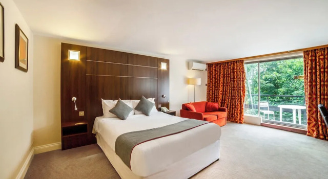 Номер семейный Standard с 5 комнатами The Bridge House Hotel