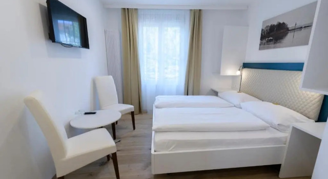 Hotel Garni Viktoria, Book Hotel Hotels in Lindau with Breakfast, Breakfasts