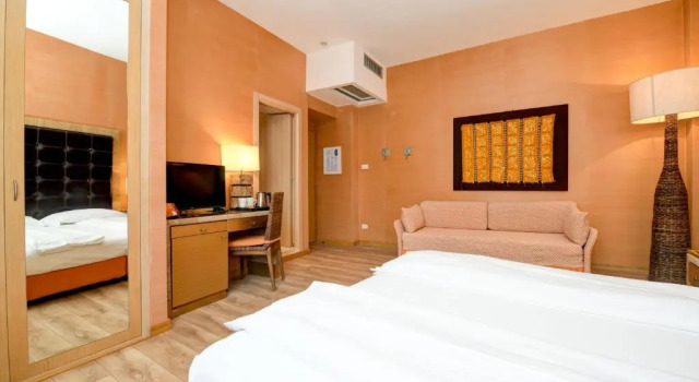 Трёхместный номер Hotel Flaminia