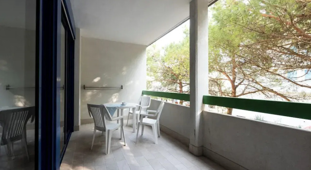 Beachside Apartment for Families and Friends, Prenota Appartamento Hotel a Veneto con parcheggio, Parcheggio