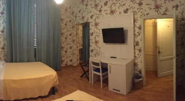 Трёхместный номер Standard Hotel Biondi