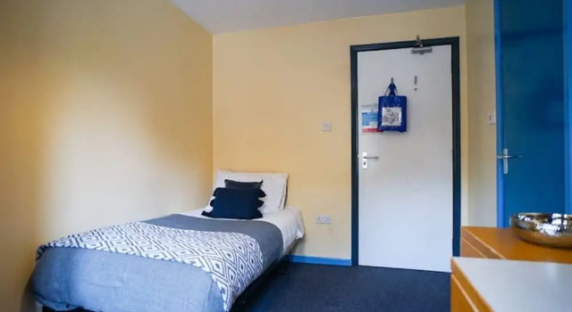 Room for STUDENTS Only-STOCKTON-ON-TEES, Забронировать Хостел Хостелы Стоктон-он-Тис, Хостел