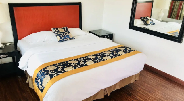 Двухместный номер Standard norwalk inn & suites
