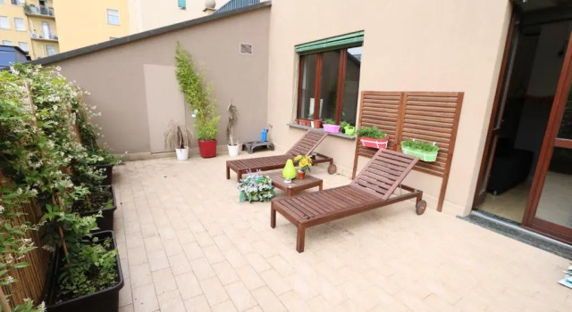 Кровать в общем номере (женский номер) Panda Hostel