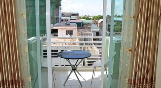 Двухместный номер Deluxe с балконом Green Centre Point Inn