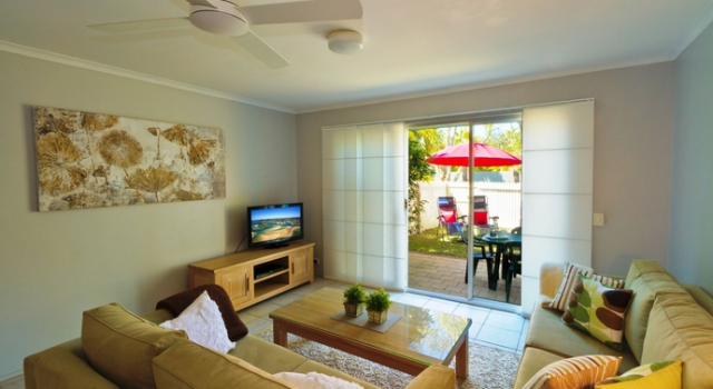 The Noosa Sound Holiday Collection, Забронировать Отель Отели Нузавилл с бассейном, рядом с Weyba Creek Bushland Reserve South, Бассейн