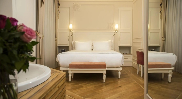 Corinne Art & Boutique Hotel