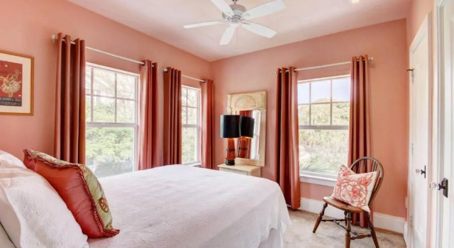 Grey Mist Modern 3bd 2ba on Quiet Street, Rezerwuj Hotel Hotele w Palm Beach County z basenem, Basen