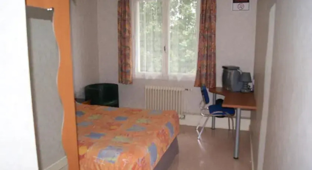 Hotel de la Plage, Забронировать Отель Сен-Мартен-ла-Ривьер Вьен