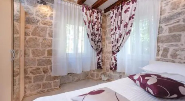 Apartment and Room Nona Stella, Prenota Appartamento Splitska 