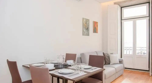 Коттедж Liiiving in Porto-Mouzinho Residence Apartments