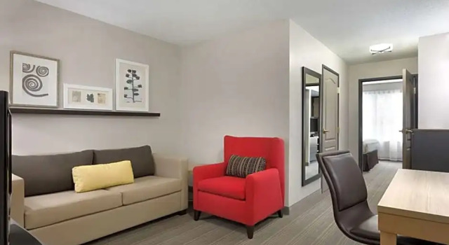 Двухместный люкс Country Inn & Suites by Radisson, Camp Springs Andrews Air Force Base , MD