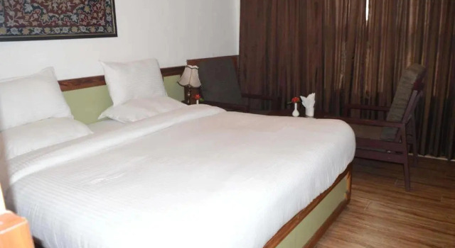 Standard Hotel and Resturant