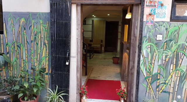 Hotel Lotus Buddha Inn