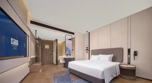 Двухместный номер Standard Holiday Inn Express Yibin Xuzhou by IHG
