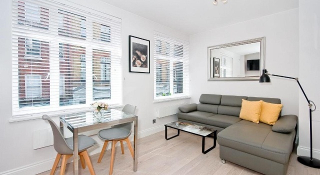 Коттедж F4 Greek Street by City Living London
