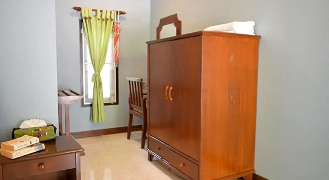 Трёхместный номер Standard Sairee Hut Resort Koh Tao