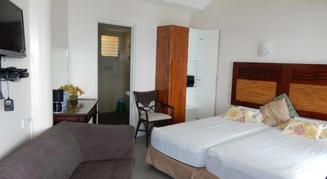 Двухместный номер Standard с балконом и с красивым видом из окна Seafari Resort Oslob