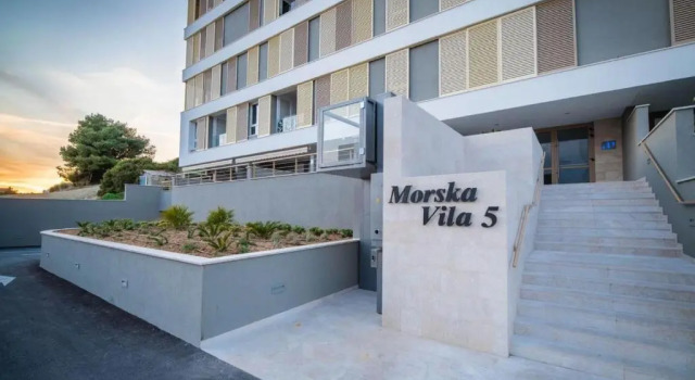 Sea view apartment EMA, Prenota Appartamento Splitska 