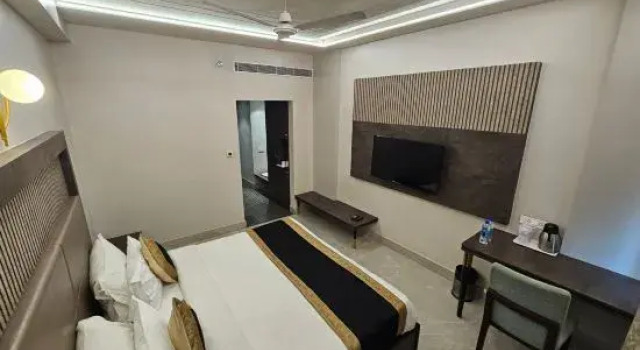 Номер Premium Hotel Abhinav International