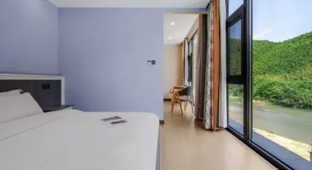 Семейный люкс Bonfire Villa · Creekside · Starry Sky Pool Family Vacation Homestay (Moon Bay Scenic Area)