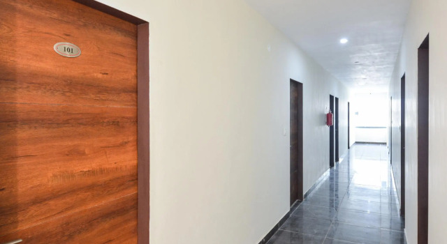 Capital O 48340 Hotel KC Royal, Varaa Hotelli Zirakpur Haryana