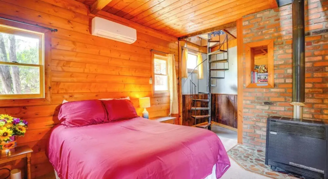 Коттедж Bisbee Vacation Rental w/ Mountain Views & Sunroom