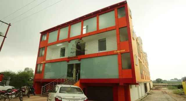 Hotel Skyzone Madhuvan By OYO Rooms