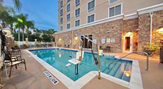 Кровать в общем номере Holiday Inn Titusville/Kennedy Space Center by IHG