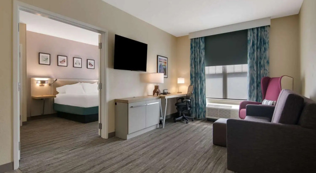 Люкс c 1 комнатой Hilton Garden Inn Madison West/Middleton