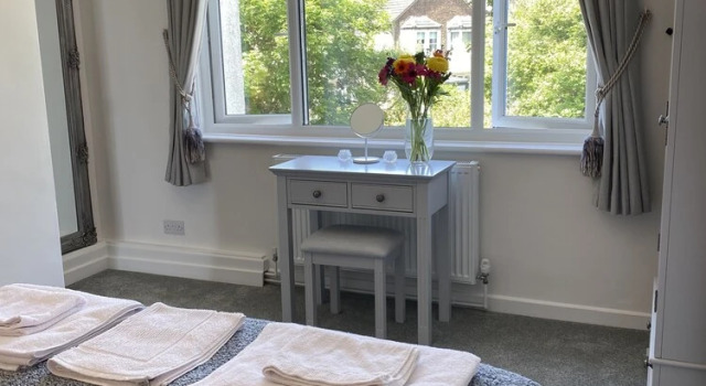Worthing Beach 180 - 2 bed Seafront With Parking, Забронировать Апартаменты/квартира Апартаменты Исторического графства Суссекса, Апартаменты/квартира